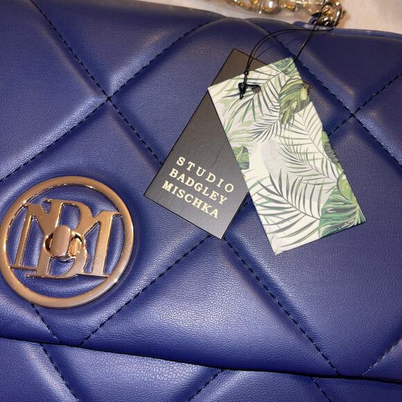 Badgley Mischka Quilted Crossbody Flap Bag Navy Blue New With Tags - Picture 6 of 12